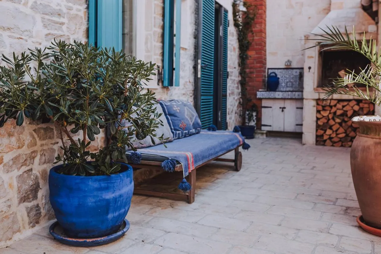 Old Olive Mill Villa Preko 0*,  Croatia